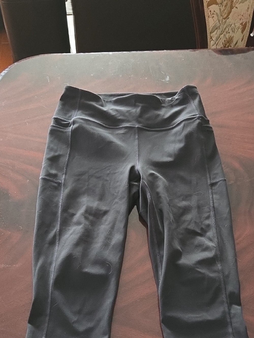 3 For $40 Skechers Black Cropped Athletic Pants